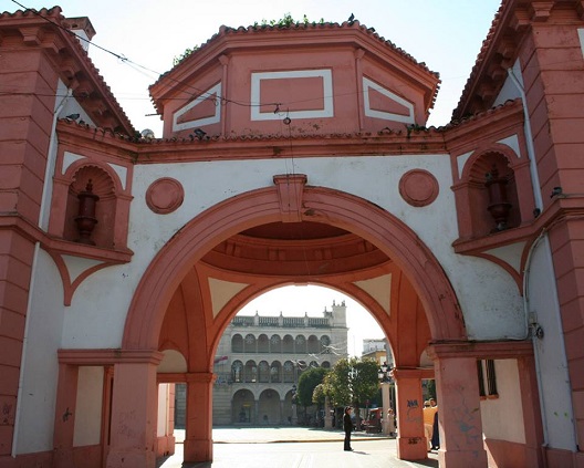 Arco de Correos, en Andújar.