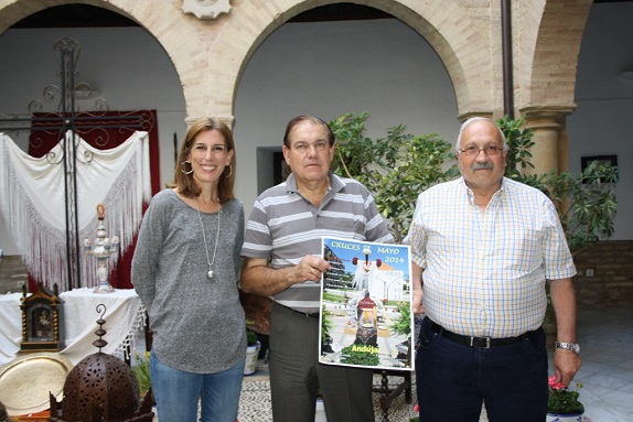 Acto de presentación del concurso de Cruces de Mayo, en Andújar.