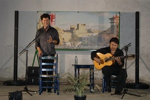 El Cine Colón de Lopera acogió la celebración de la Noche Flamenca.