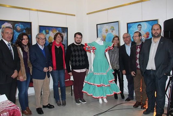 Autoridades que asistieron a la exposición de trajes antiguos de flamenca ‘Flamequeando’.
