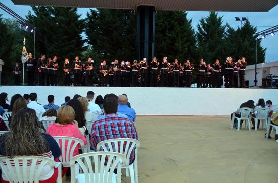 Una de las actuaciones del II Certamen de Bandas de Cornetas y Tambores de Villanueva de la Reina.