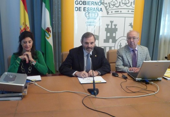 Juan Lillo presenta el programa de actuaciones urgentes de limpieza en los ríos de Jaén.