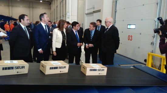 Sánchez Maldonado, con Antonio de la Torre, Ana Cobo, Francisco Reyes y Yves Delmas.