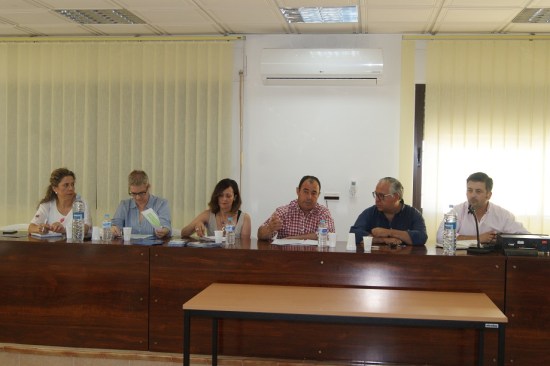 Maria del Mar Cantero, Nazaria Ortega, Maribel Lozano, Agustín Moral, Jesús Estrella y Alfonso Martínez.