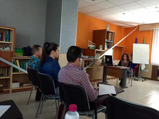 Los trabajadores sociales realizan una gran labor.