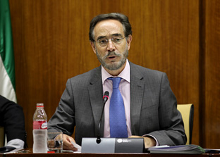 El consejero de Fomento y Vivienda, Felipe López. Foto: Junta de Andalucía.