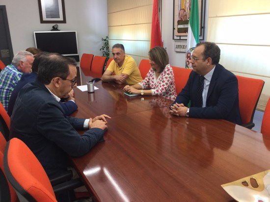 Reunión mantenida entre Ana Cobo y Juan Pedro Rísquez.