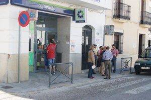 Una calle céntrica de Lopera.