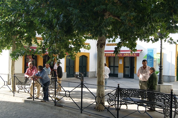 Se acometerán acciones de exhumación e identificación en Marmolejo. En la imagen una calle de Marmolejo.