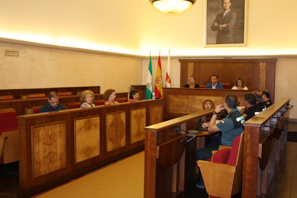 Andújar acogió una reunión de la Comisión para la Atención a Mujeres Víctimas de Malos Tratos y Agresiones Sexuales.