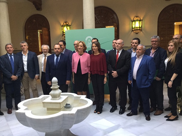 Acto de presentación del primer aforo de producción de olivar en Andalucía para la campaña 2016-2017.
