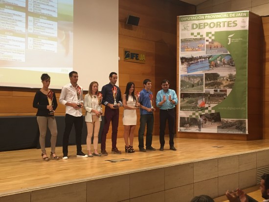 Acto de entrega de premios del VIII Gran Premio de Carreras Populares.