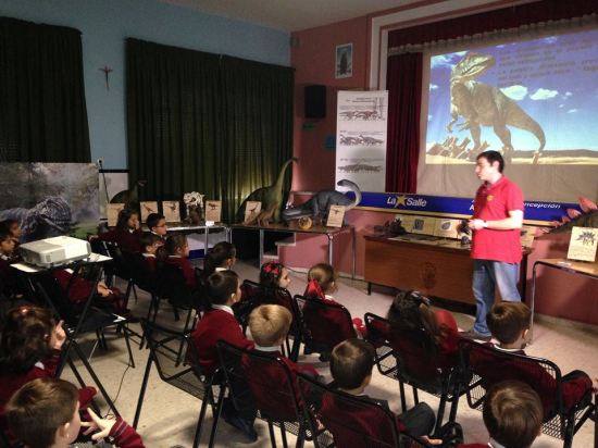 Un taller organizado por la concejalía de Educación del Ayuntamiento de Andújar.