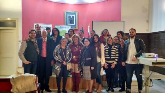 Andújar acogió una charla-coloquio para conmemorar el “Día de la Comunidad Gitana de Andalucía”.