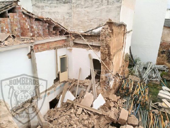 Derrumbe de una vivienda en Andújar