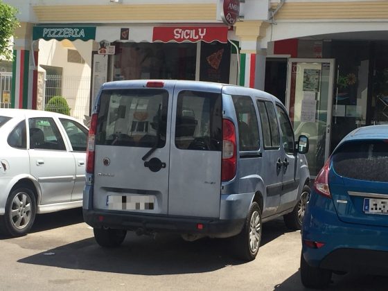 coche municipal en Vera