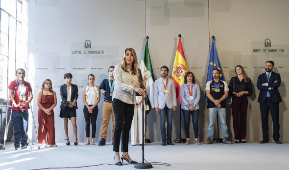 Susana Díaz con medallistas andaluces