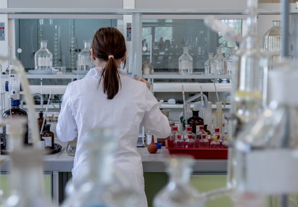 mujeres en la investigación