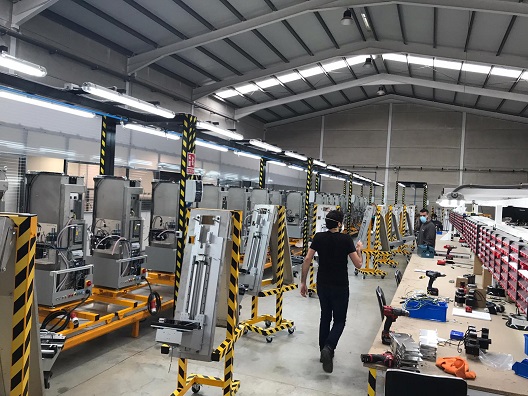 Diputación de Jaén concede 620.000 euros a la empresa Directedmetal 3D para generar 20 puestos de trabajo.