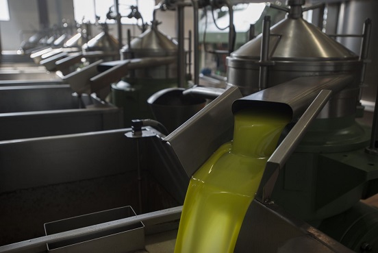 Diputación muestra su satisfacción porque la IGP ‘Aceite de Jaén’ haya sido reconocida definitivamente por la Unión Europea.