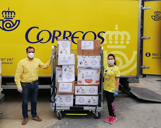 18 oficinas de Correos en Andalucía han enviado 95.000 elementos de protección a centros sanitarios y residencias de mayores de toda España.