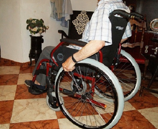 La Junta distribuye más de 120.000 elementos de protección en las residencias de Jaén.