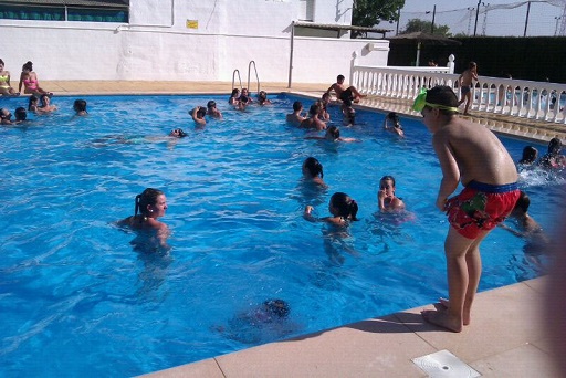 Sanidad publica un protocolo para la preparación de las piscinas frente al Covid-19.