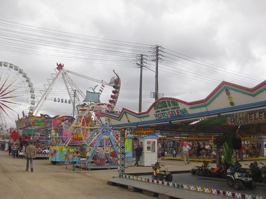 La Unión de Autónomos exige que se solucione la situación de los autónomos feriantes.