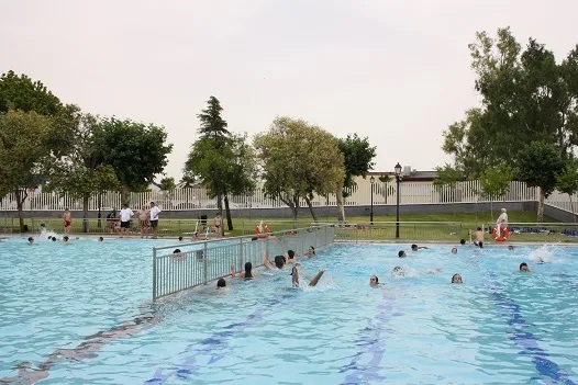 La piscina municipal de Andújar reabrirá sus puertas el próximo 29 de junio con todas las medidas de prevención y seguridad para la ciudadanía.