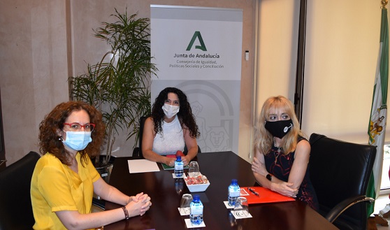 Ruiz garantiza la continuidad de la Renta Mínima y aboga por el diálogo para mejorar la Dependencia.