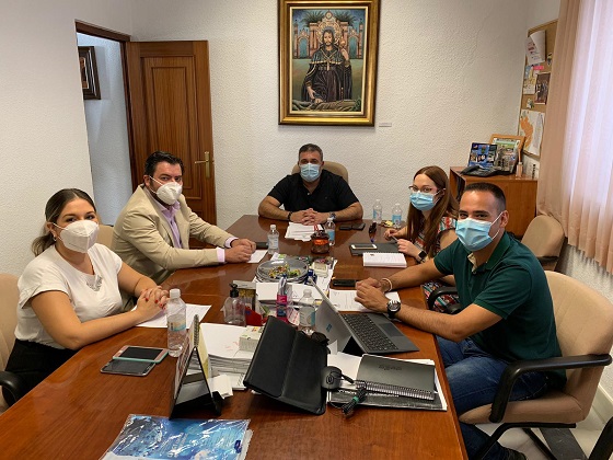 La Junta colabora con Arjonilla para afrontar la protección frente al COVID con ayudas para contratar a personal extra de limpieza.