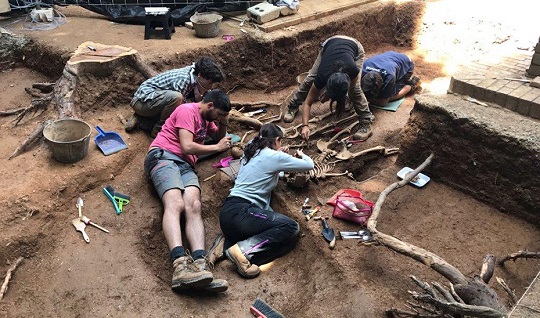 El Plan de Memoria Democrática priorizará las exhumaciones y la identificación genética.