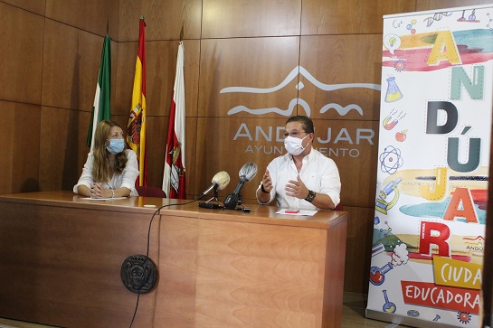 El Ayuntamiento de Andújar comienza el dispositivo para una “vuelta a las aulas” que garantice la seguridad del alumnado y equipos docentes.