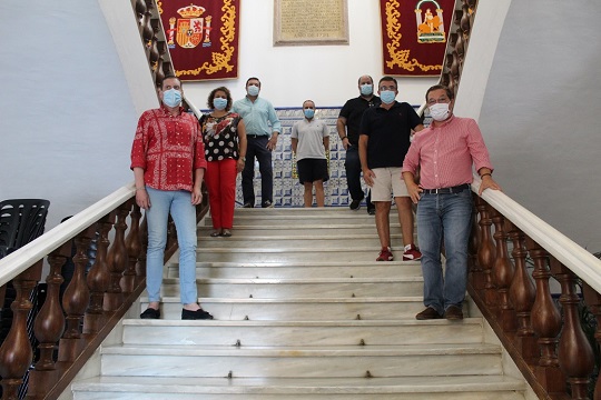 El Ayuntamiento de Andújar, en colaboración con las asociaciones de Comercio, lanza una campaña Bono-Comercio en pequeños negocios para impulsar la economía local.