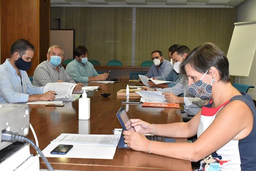 Agricultura mantiene un diálogo permanente con el sector olivarero por una campaña segura.