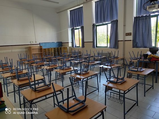 La AMPA «Martín Valcárcel» apoya a las familias del CEIP Miguel de Cervantes de Lopera (Jaén) para conseguir el desdoble de aquellas aulas que superan la ratio.