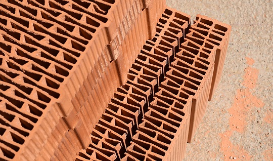 La Junta abona a las diputaciones 32,6 millones del primer pago del PFEA para repartir a los municipios.