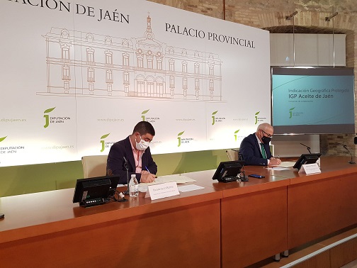 Diputación apoya con otros 25.000 euros la puesta en funcionamiento de los órganos de la IGP Aceite de Jaén.