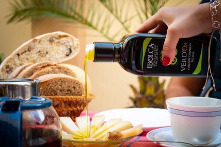 Aceites San Benito apuesta un año más por su aceite premium IBOLCA Verdor.