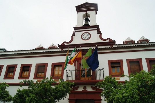 El Ayuntamiento impulsa una línea de ayudas para respaldar a los nuevos autónomos que inicien su actividad en Lopera.