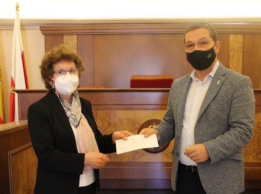 La Fundación Benéfica Nuestra Señora de la Cabeza reparte sus beneficios entre diferentes asociaciones y colectivos de Andújar.