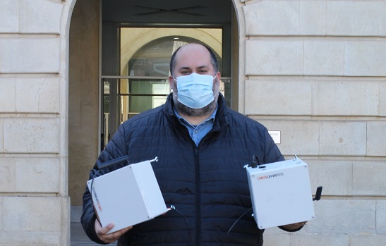 El Área de Medioambiente y Sostenibilidad instala en Andújar 3 sensores para medir la calidad del aire del municipio.