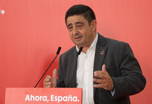 Reyes valora el papel de la Constitución para “la consolidación de la democracia y la modernización de nuestros pueblos”.