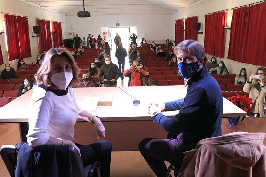 Susana Díaz acusa a la Junta de generar “incertidumbre” con sus “vaivenes” frente a la pandemia.