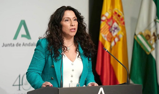 El precio hora de la ayuda a domicilio aumenta hasta los 14,60 euros tras diez años congelado.