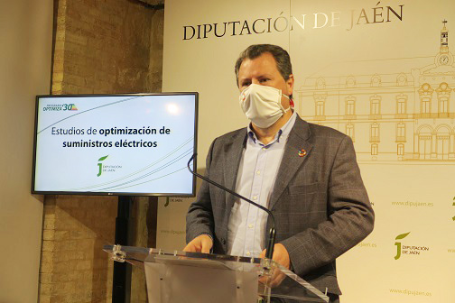 Diputación realiza estudios para optimizar el suministro eléctrico en 15 municipios jiennenses.