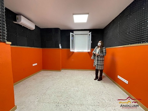 El Ayuntamiento de Andújar impulsa el arreglo de las salas de Ensayo en varias fases.