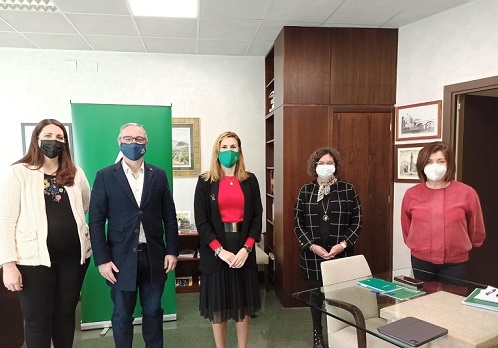 Coordinación entre el Ayuntamiento y la Junta para mejorar los servicios sociales de Bailén.