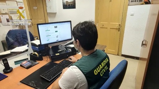 La Guardia Civil, en el marco de la Operación “FAKETRIP”, investiga a una persona como presunta autora de un Delito de Estafa Continuada.