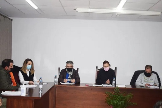 El pleno del Ayuntamiento de Lopera aprueba una moción para demandar un Plan de Reindustrialización del eje de la Nacional IV.